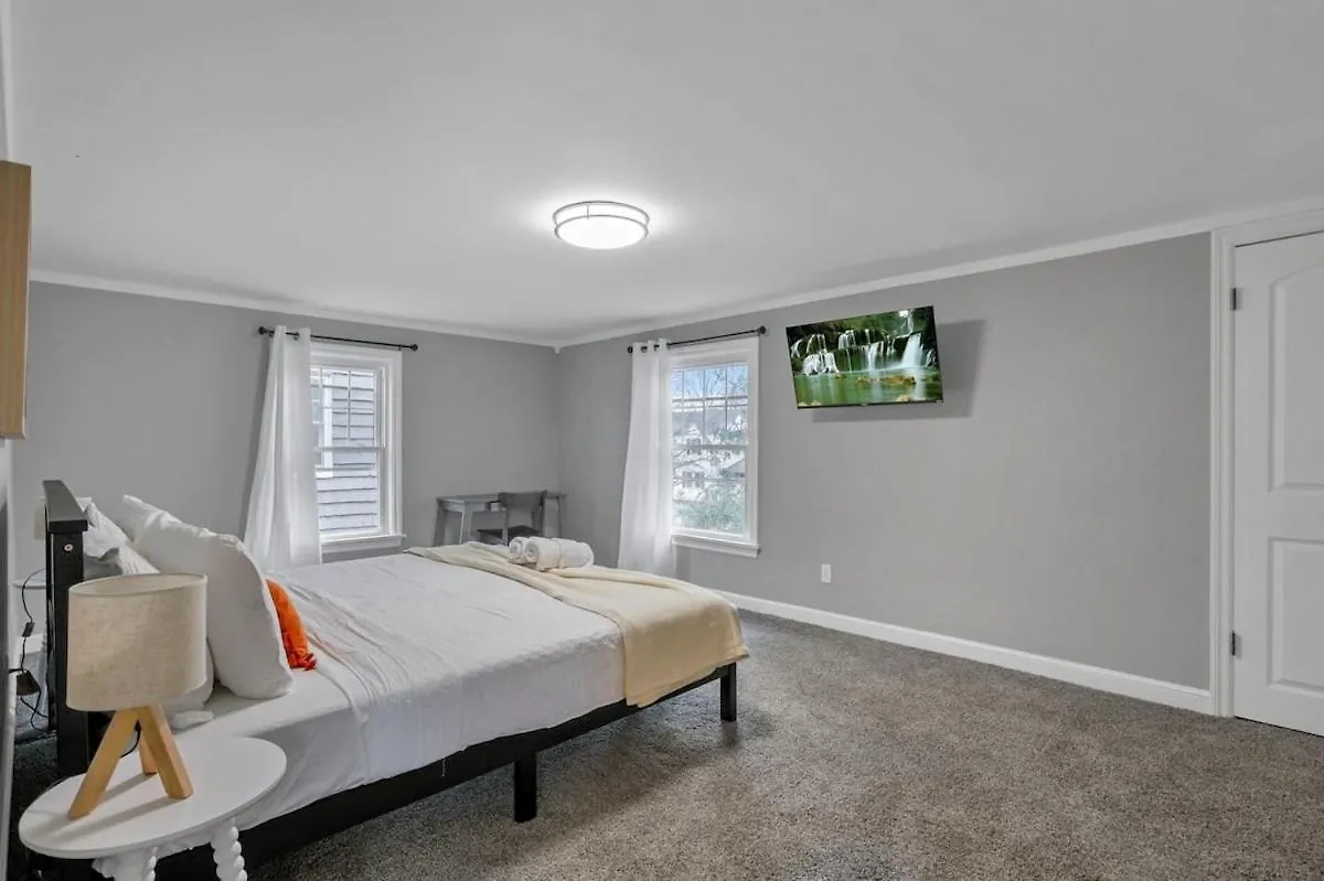 The Huron Charmer-4 Bd And Yard Columbus