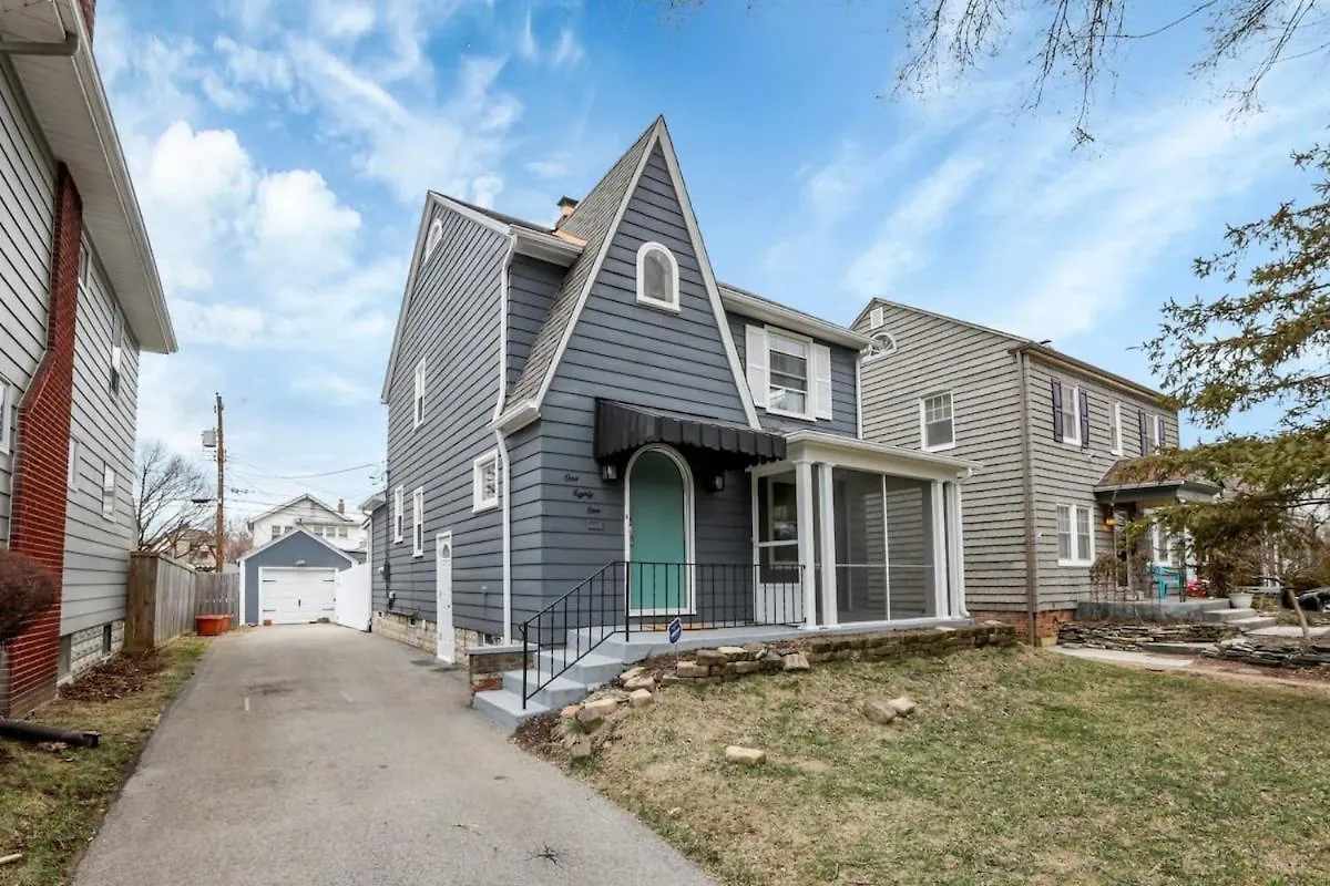 The Huron Charmer-4 Bd And Yard Columbus 0*,  USA